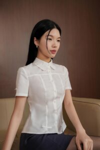 Áo sơ mi cổ Đức