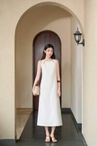 Đầm dáng suông vặn lưng